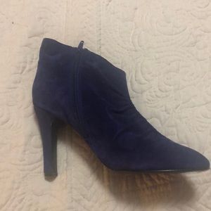 Un-plugged fun Purple Suede Chelsea Booties